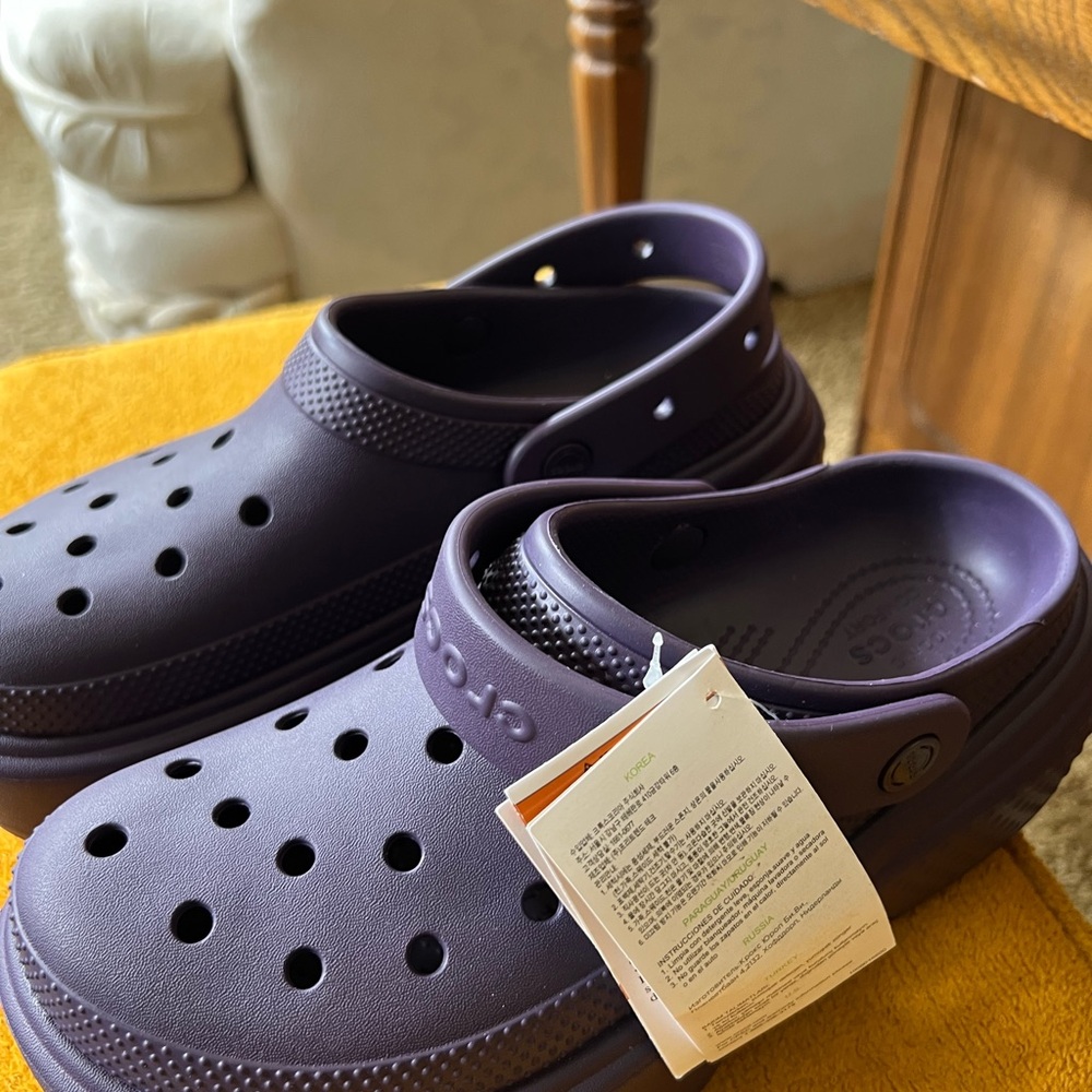 CROCS Deep Purple Stomp Clog W10 New - Picture 3 of 8